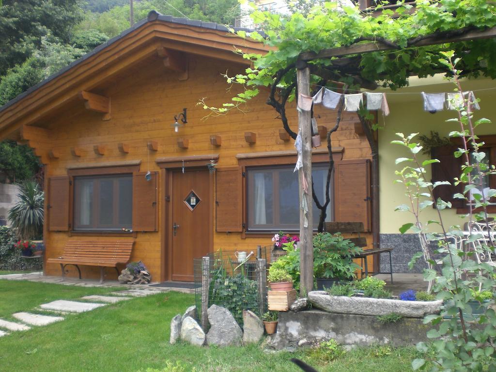 Pera Rionda Bed & Breakfast Caprie Екстериор снимка