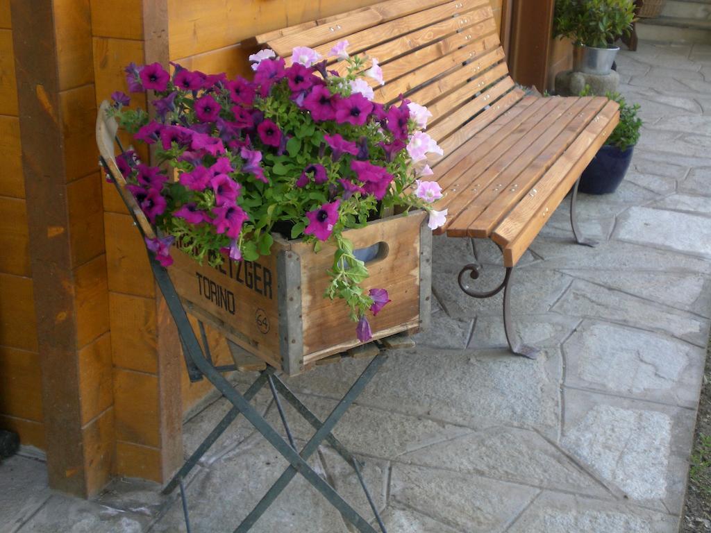 Pera Rionda Bed & Breakfast Caprie Екстериор снимка